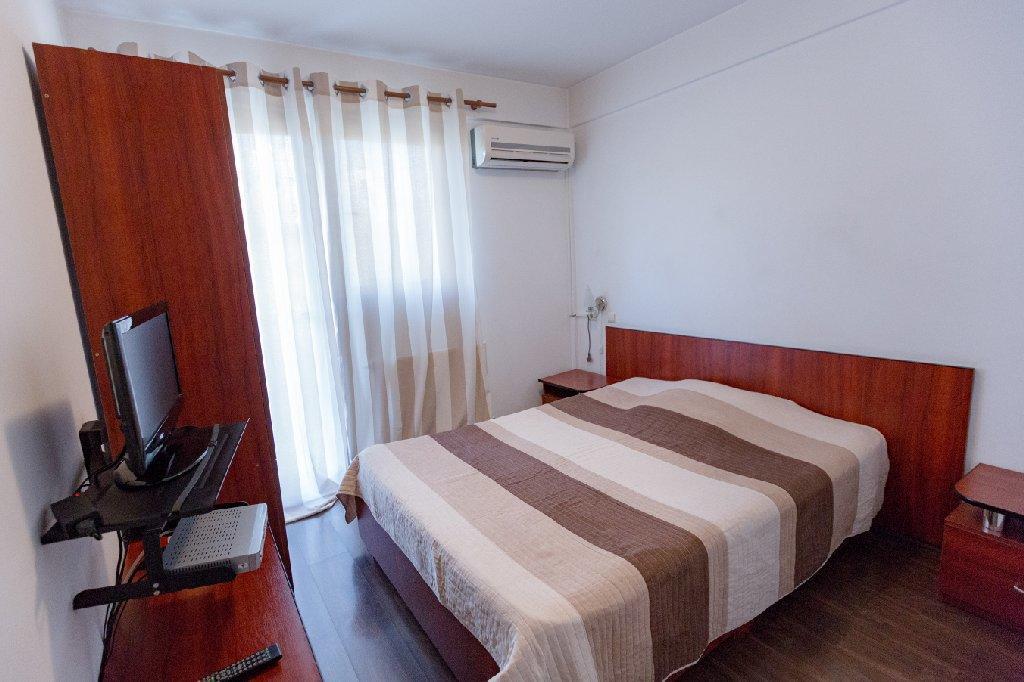 Shamrock Inn Iasi Buitenkant foto